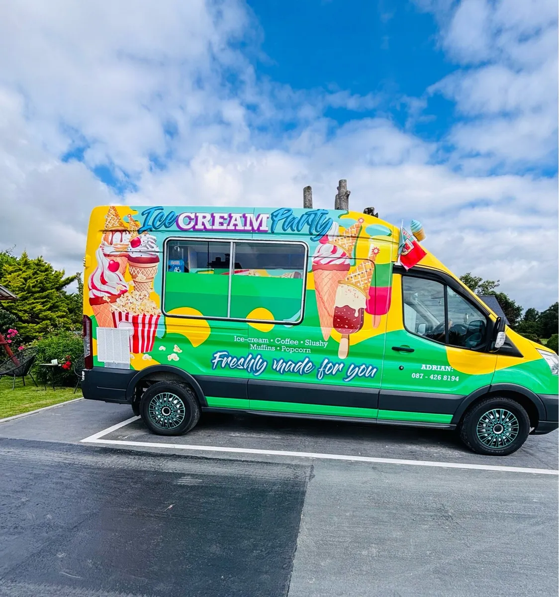 Ice crem van - Image 1