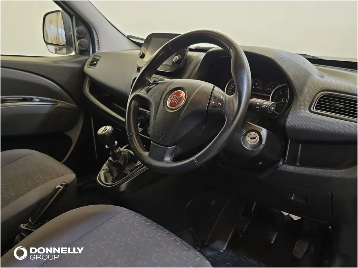 Fiat Doblo Cargo L1 Diesel Tecnico - Image 4
