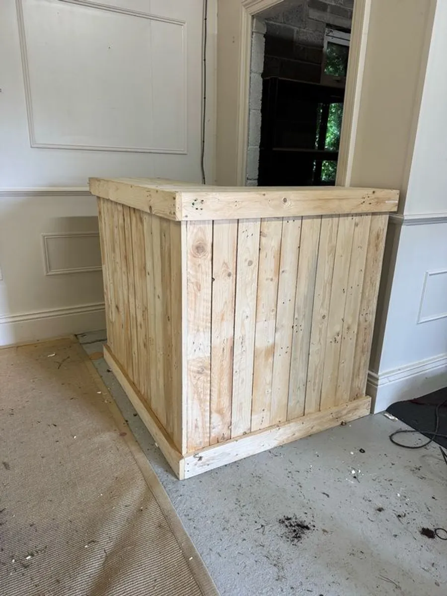 Home Bar suitable for inside or outside - Image 1