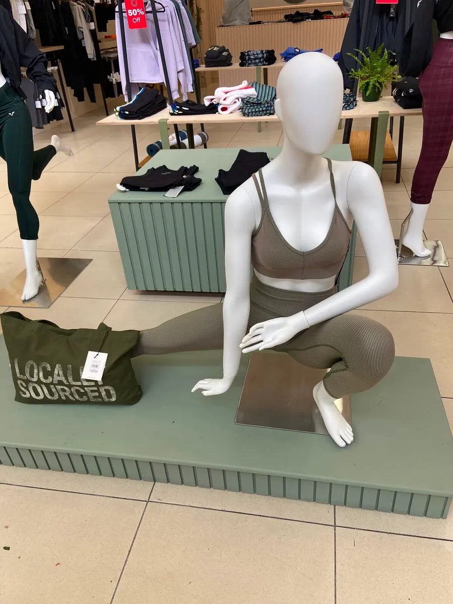 Professional Female Shop Mannequins - Full Body, A - Image 4