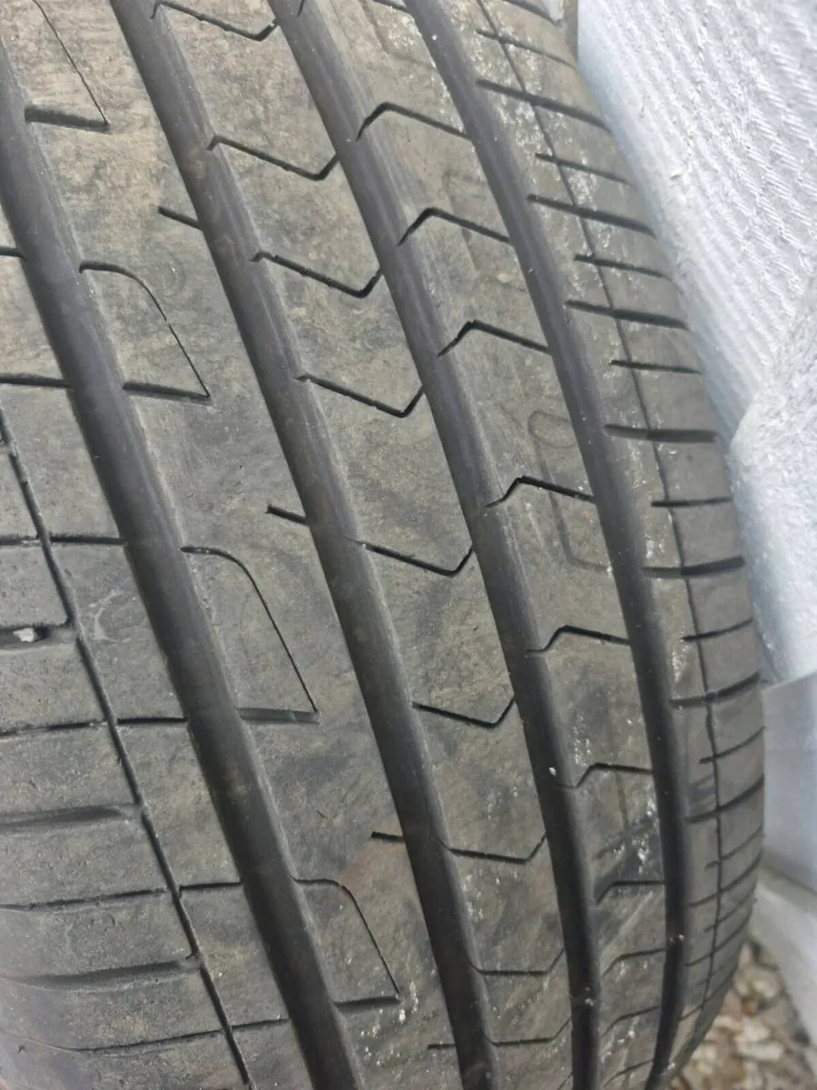 18" Volkswagen Tiguan Alloys and Tyres - Image 2
