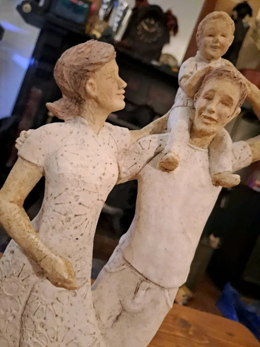 Daisy Chain Our Treasure Family Figurine - Image 3