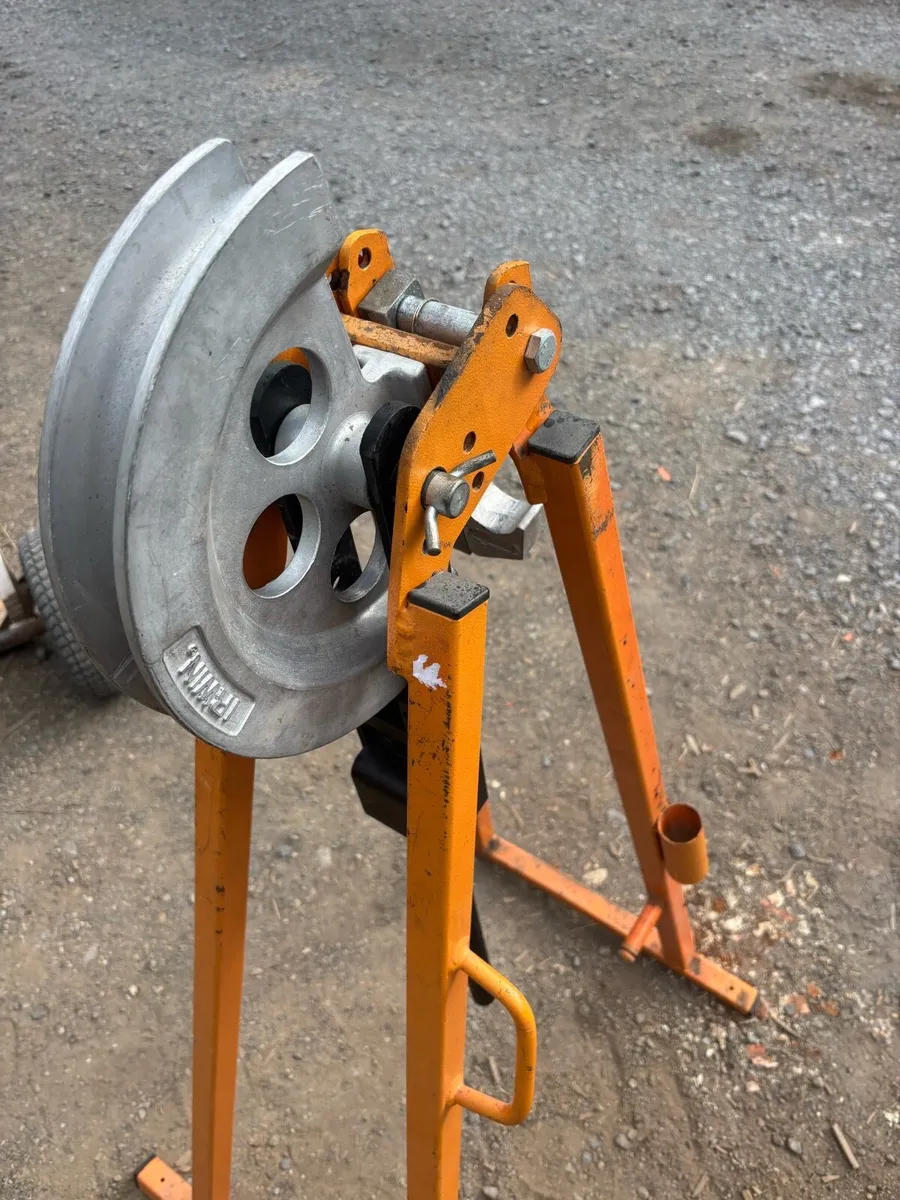 HILMOR  1 1/4” COPPER BENDER - Image 1