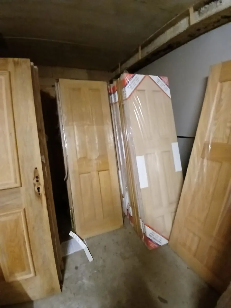 🚪 A GLIMPSE OF OUR CURRENT RECLAIMED DOORS - Image 2