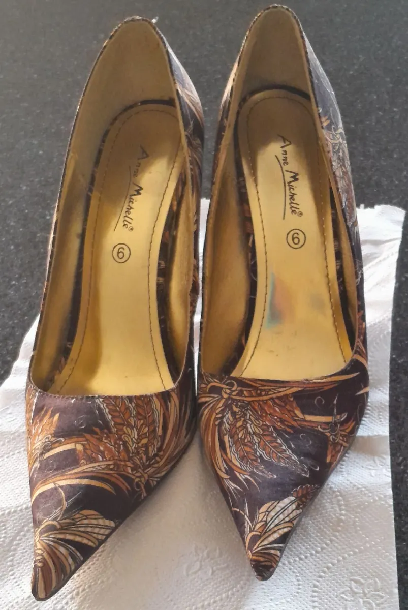 Ladies shoes - Image 2