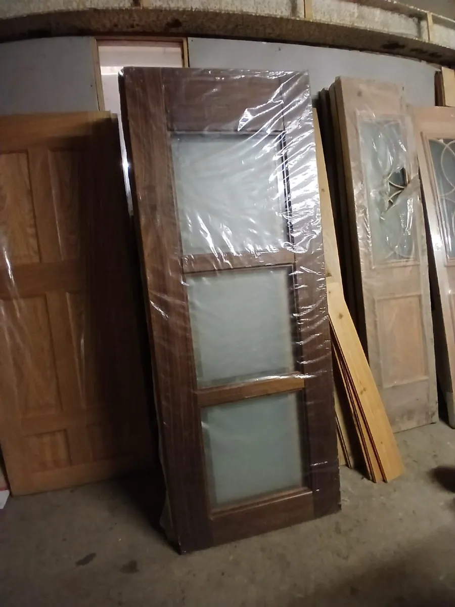 🚪 A GLIMPSE OF OUR CURRENT RECLAIMED DOORS - Image 1