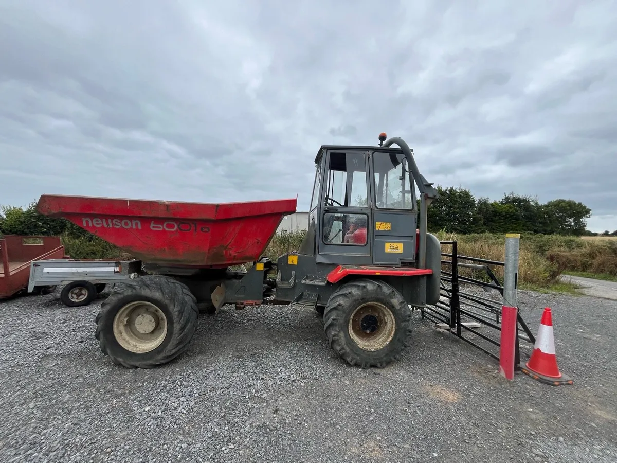 Swivel 6 ton dumper - Image 1