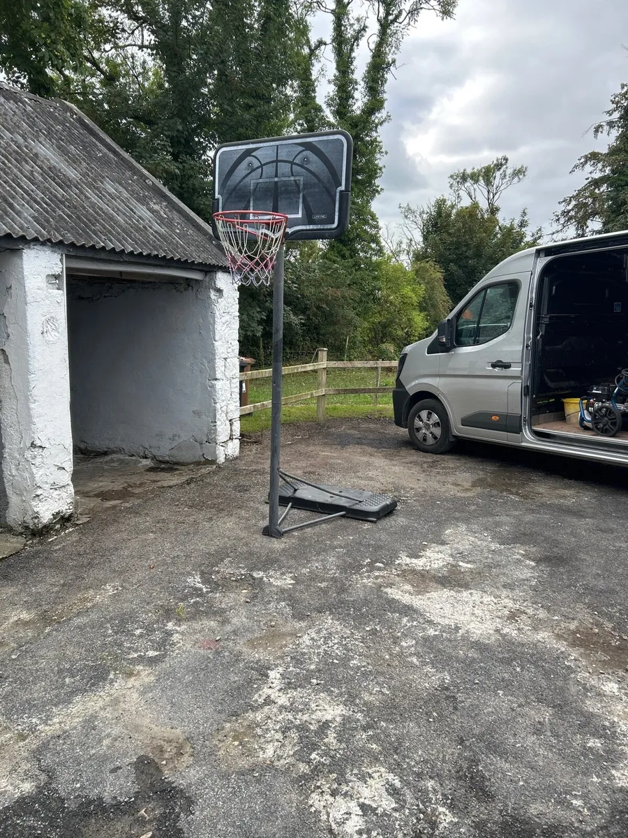 Basketball Hoop - Image 2