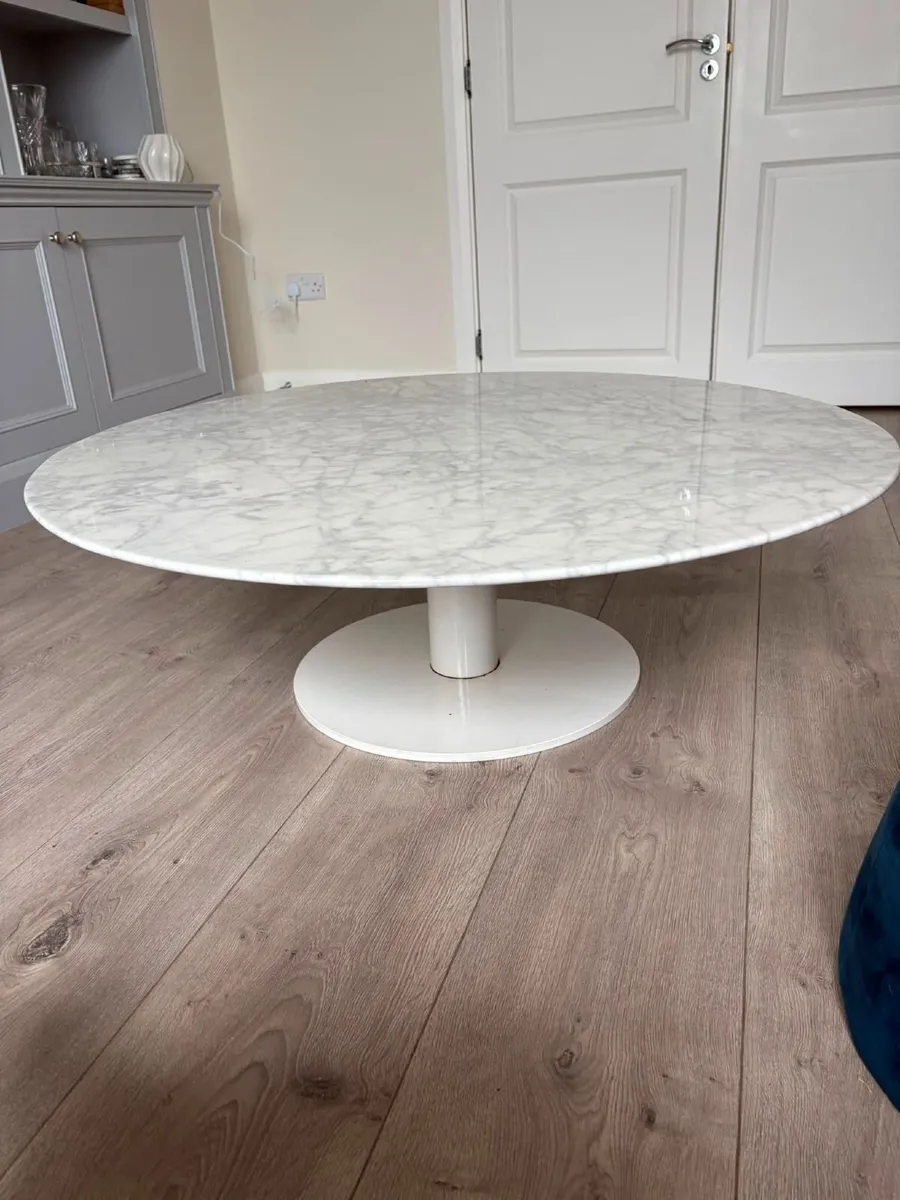 Stunning Marble Coffee Table - Excellent Condition - Image 2