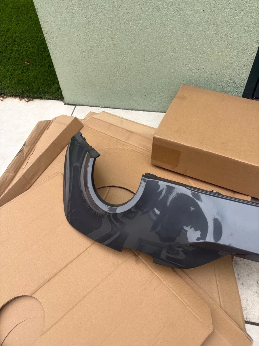 Original BMW G20 M-Sport Bumper - Image 2