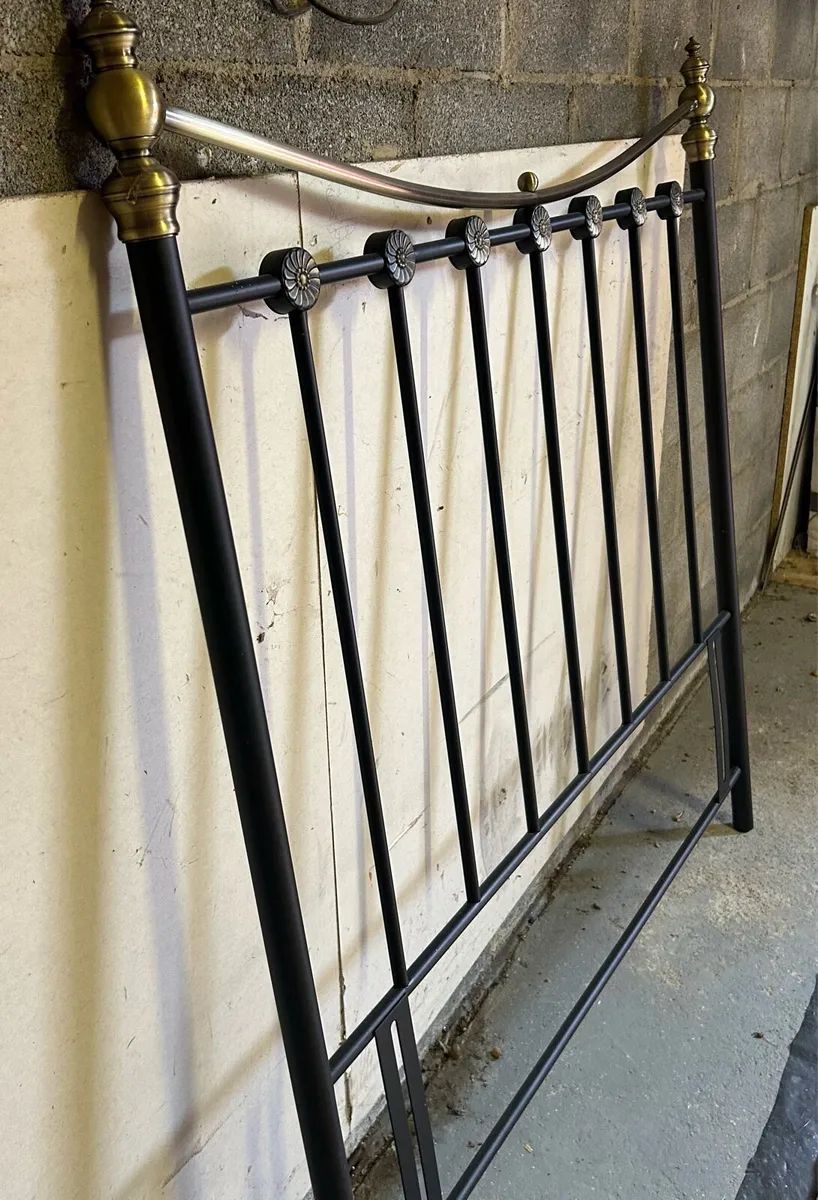 Headboard - Image 4
