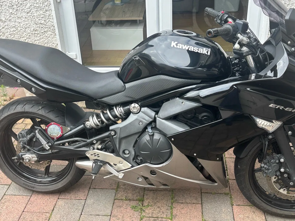 2010 Kawasaki er6f - Image 2