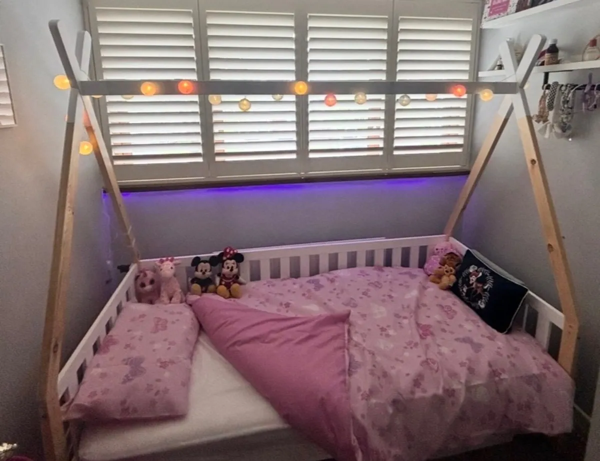 Kids Teepee Bed - Image 1