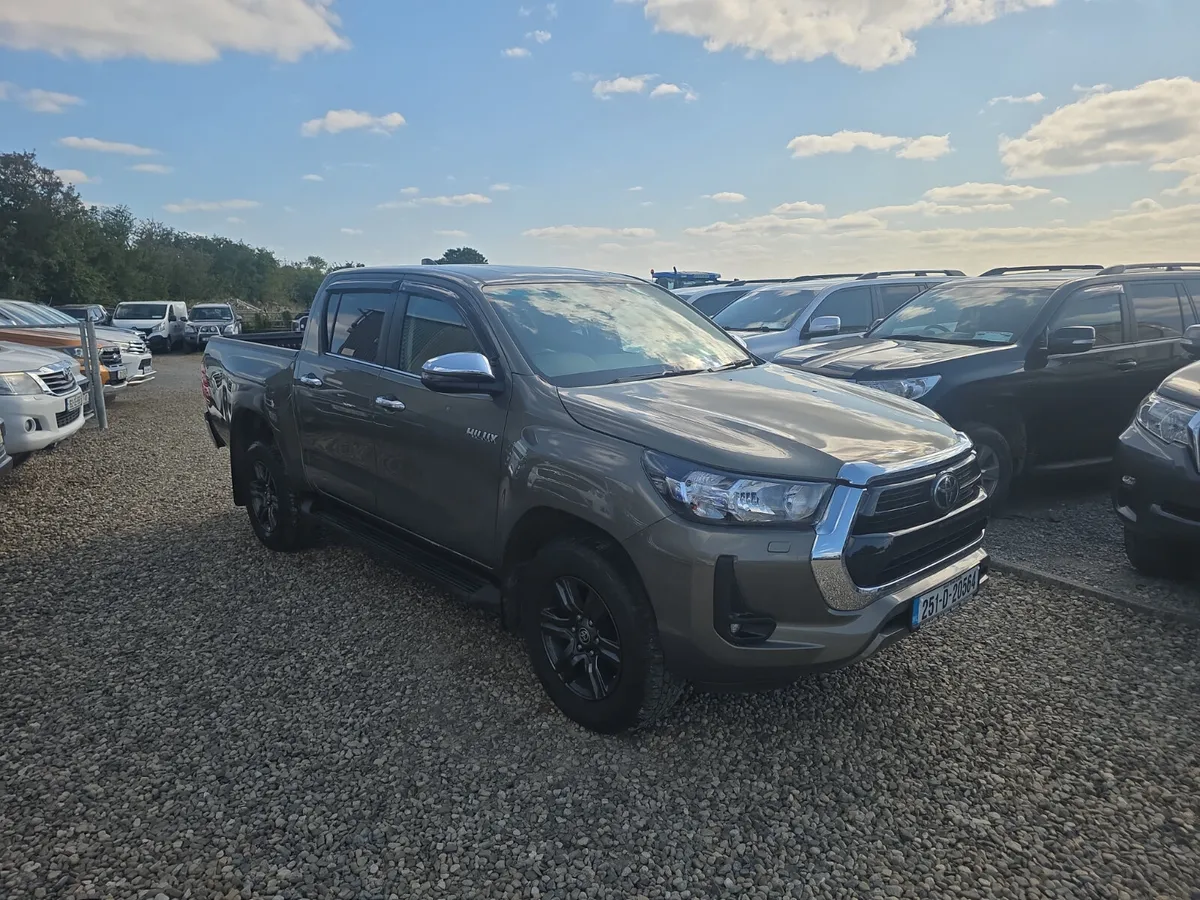 Toyota Hilux 2.8 D4D SR5 204Bhp - Image 1