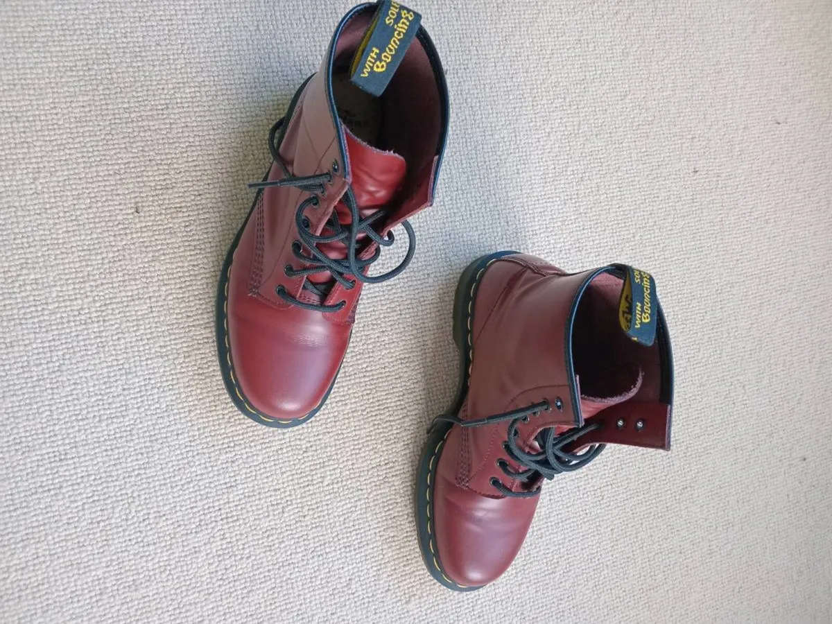 Boots - Image 2