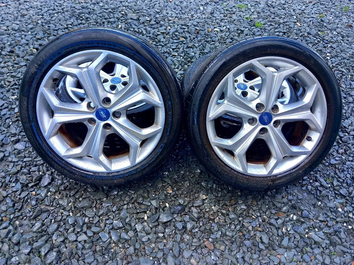 18inch  5x108 Genuine Ford Focus Alloys - Image 1