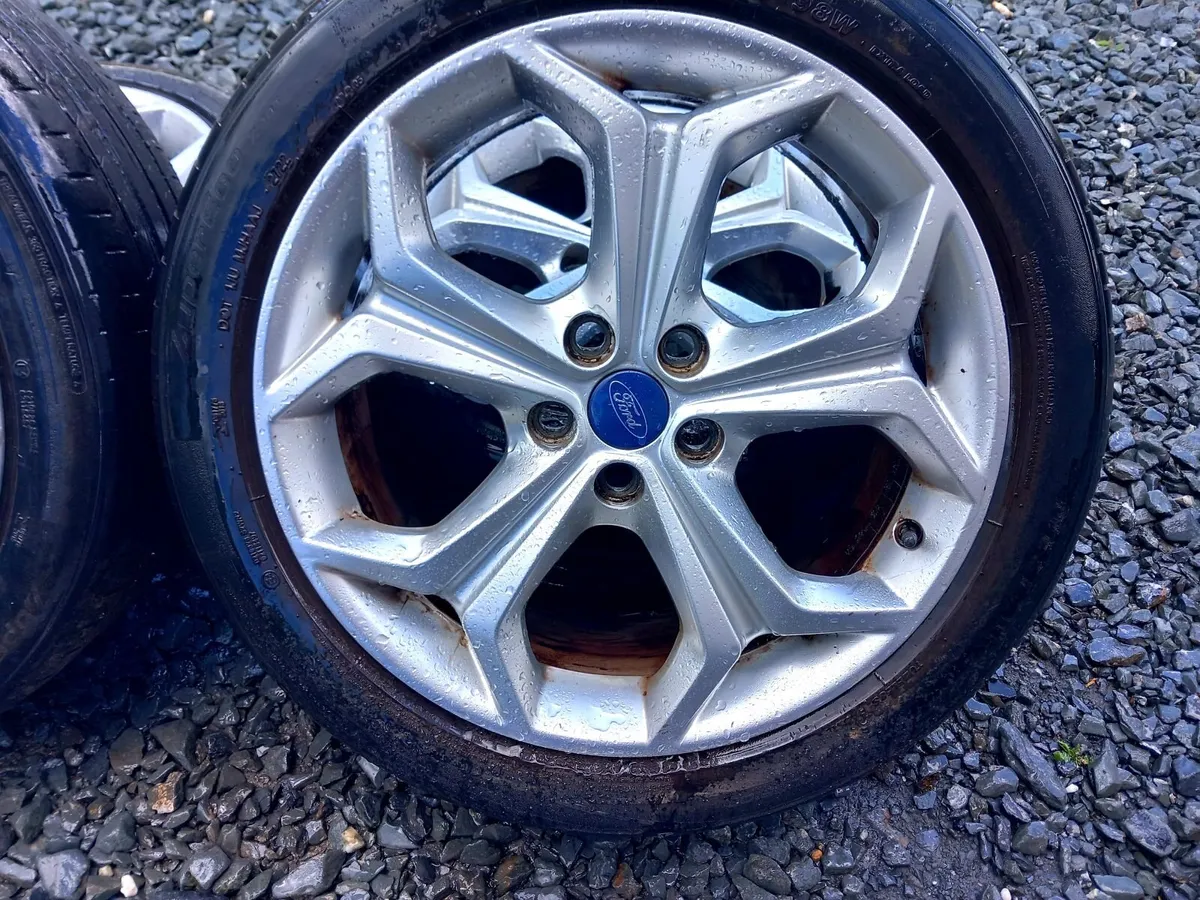 18inch  5x108 Genuine Ford Focus Alloys - Image 2