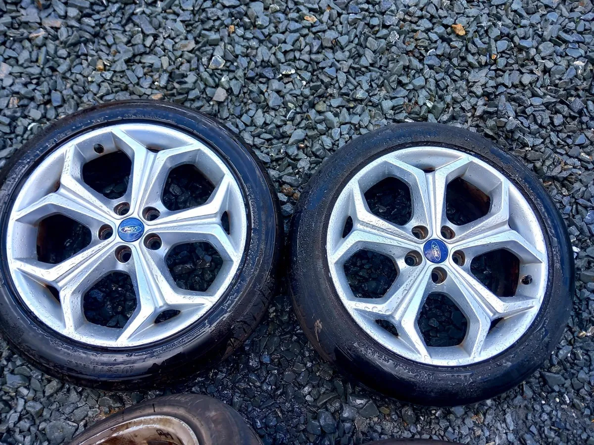 18inch  5x108 Genuine Ford Focus Alloys - Image 3