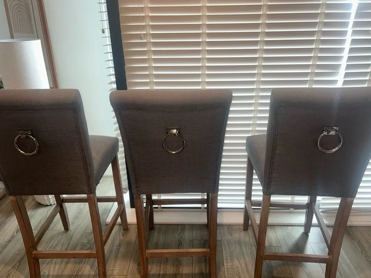 Bar stools - Image 2