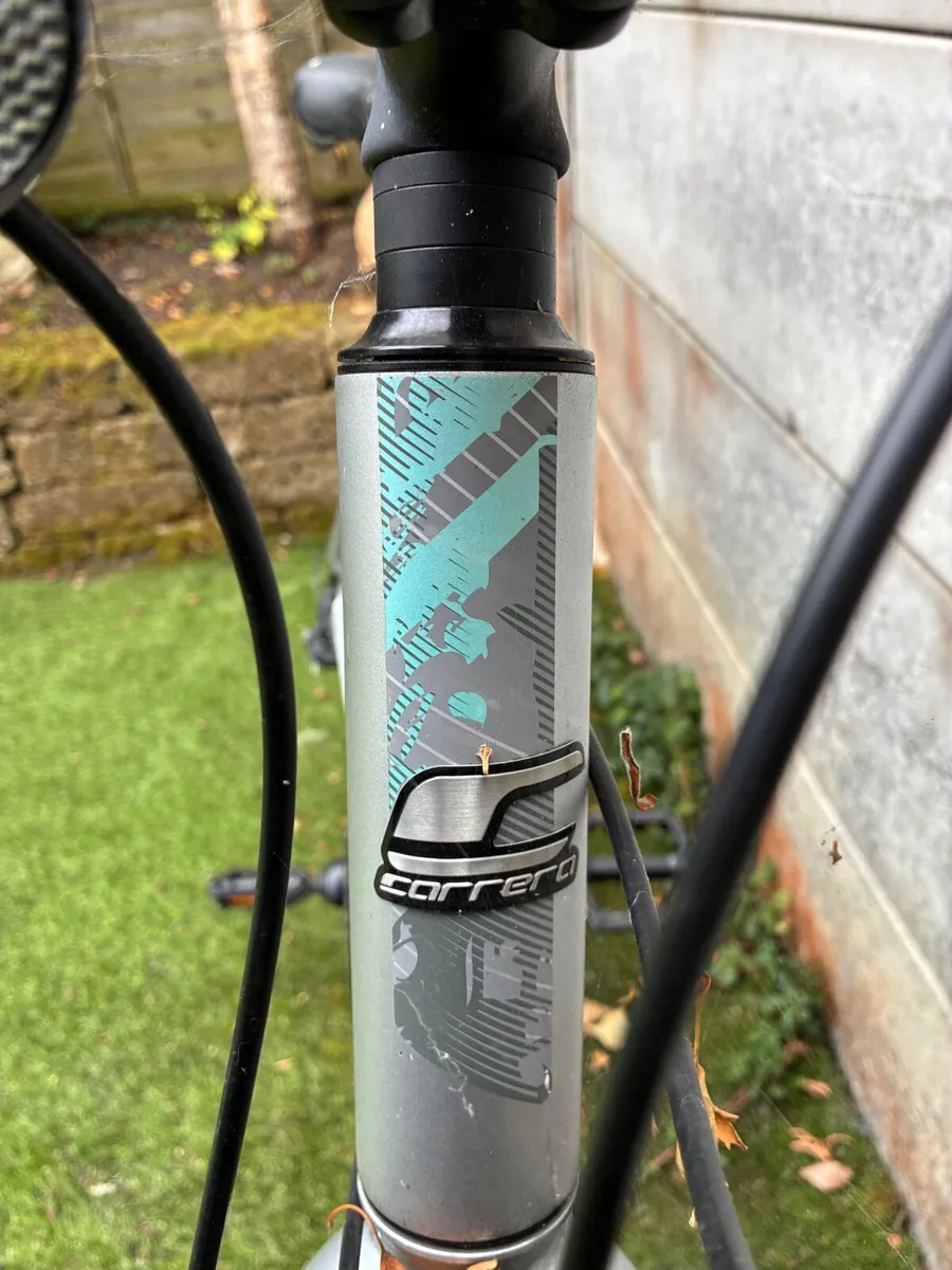 Ladies bike  & stand - Image 3