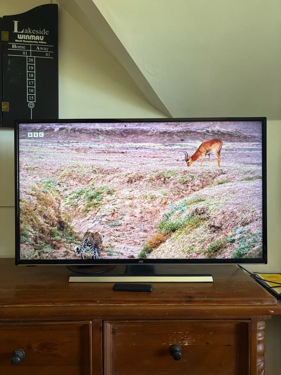 JVC Fire 4K UHD TV 40” - Image 4