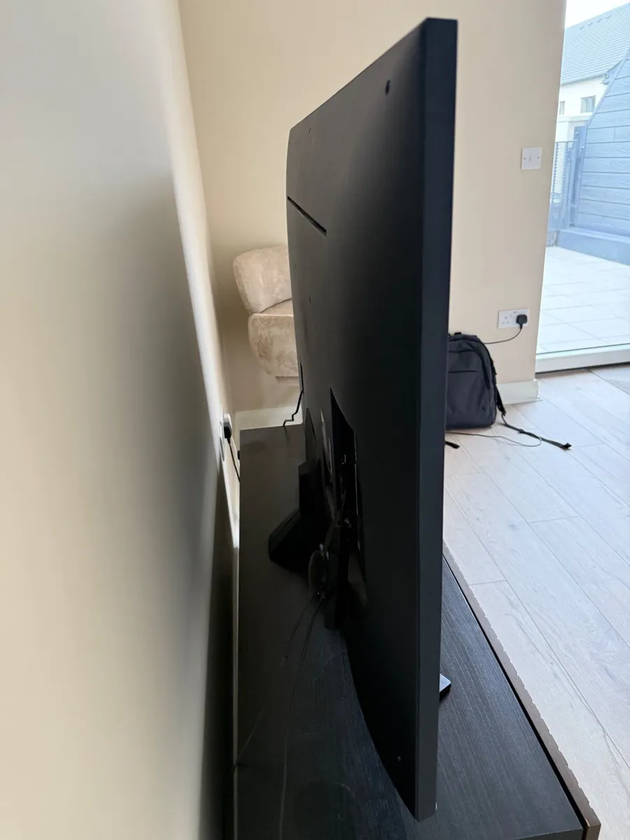 LG 55” 4K Smart TV – LG 55UR81006LJ - Image 2