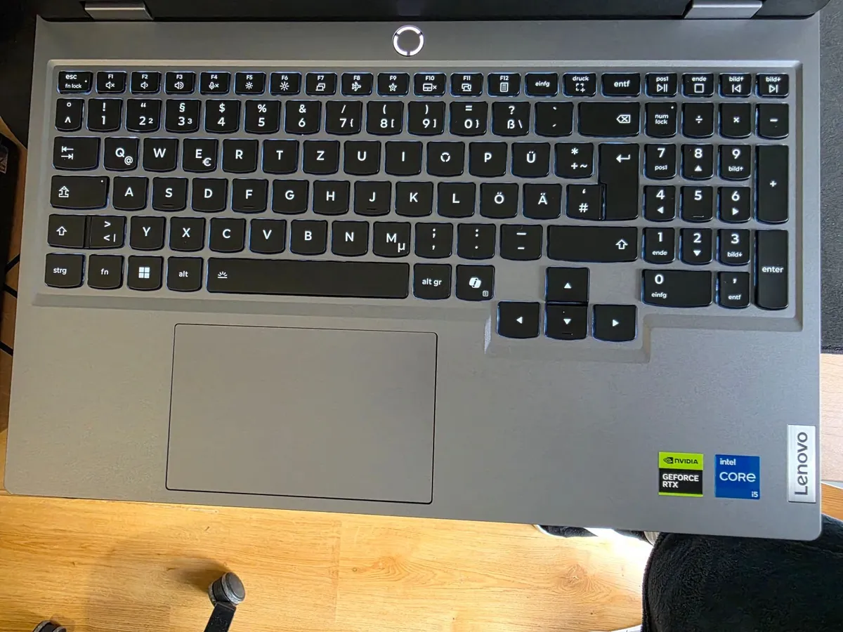 Lenovo LOQ | i5-13450HX | RTX 5060 | 16GB | 512GB - Image 3
