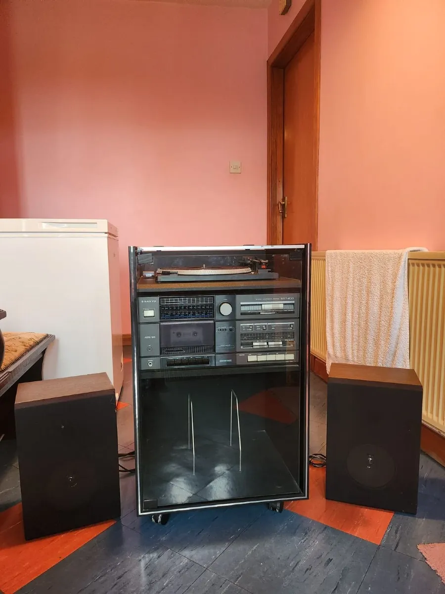 Sanyo GXT200 Music System - Image 1