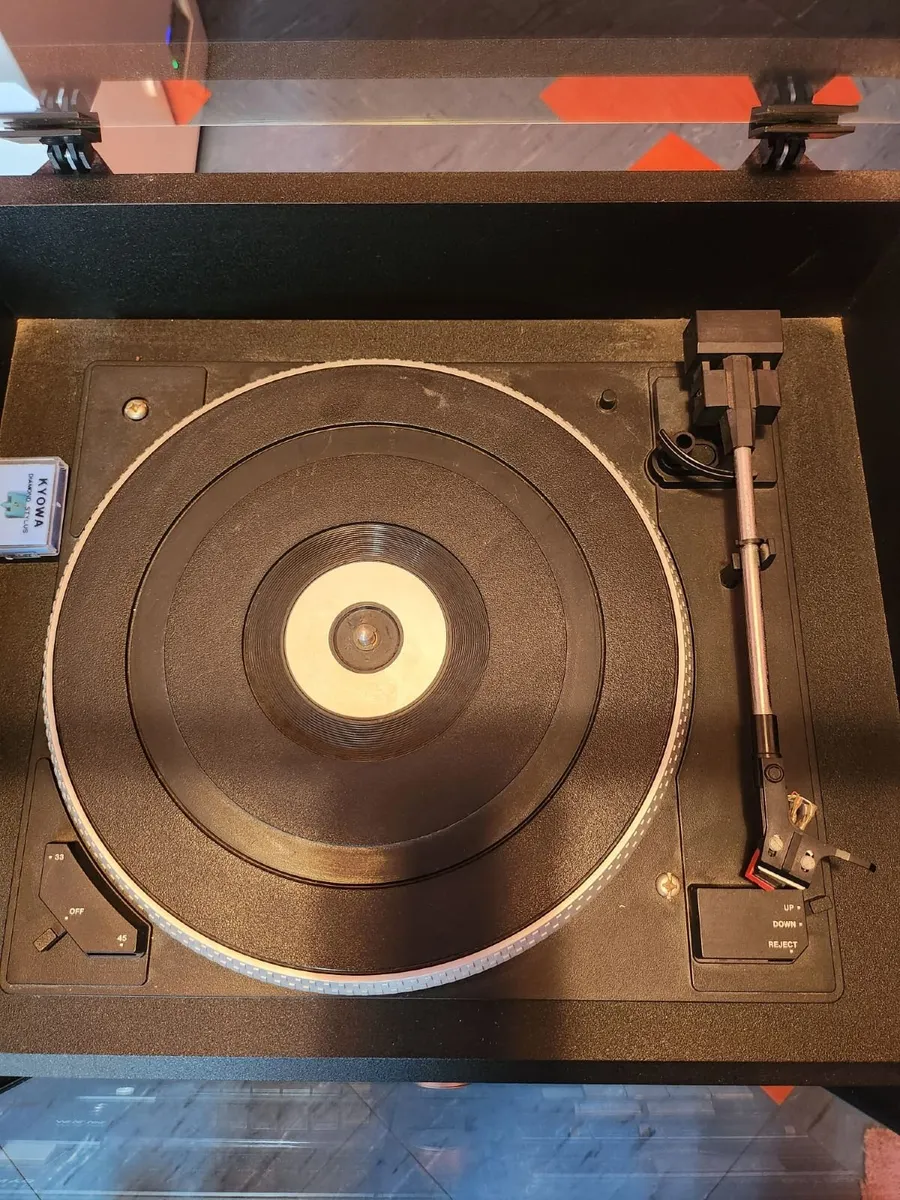 Sanyo GXT200 Music System - Image 3