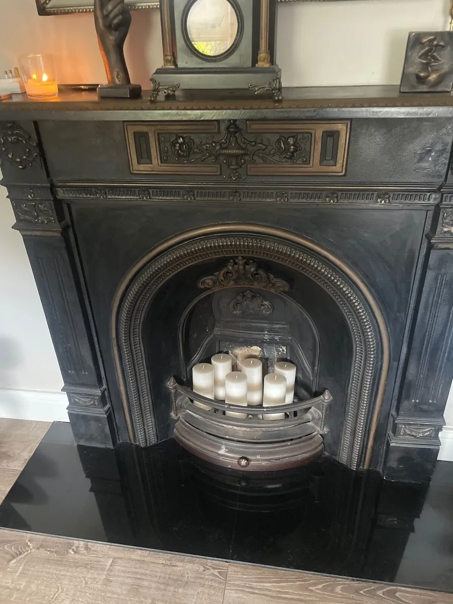 Cast iron full fireplace black with insert - Image 2