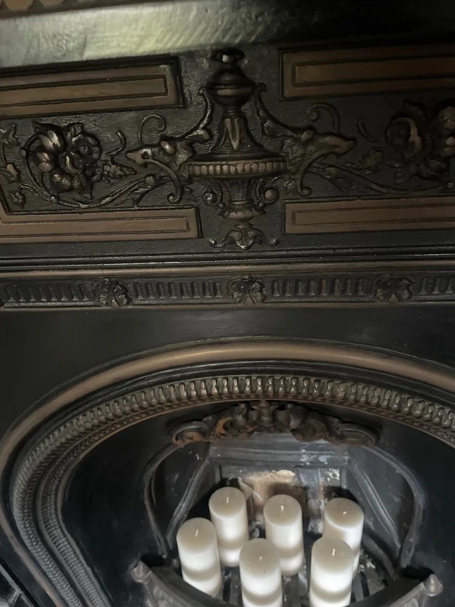 Cast iron full fireplace black with insert - Image 3