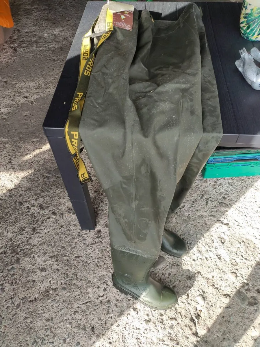 Fishing waders - Image 1