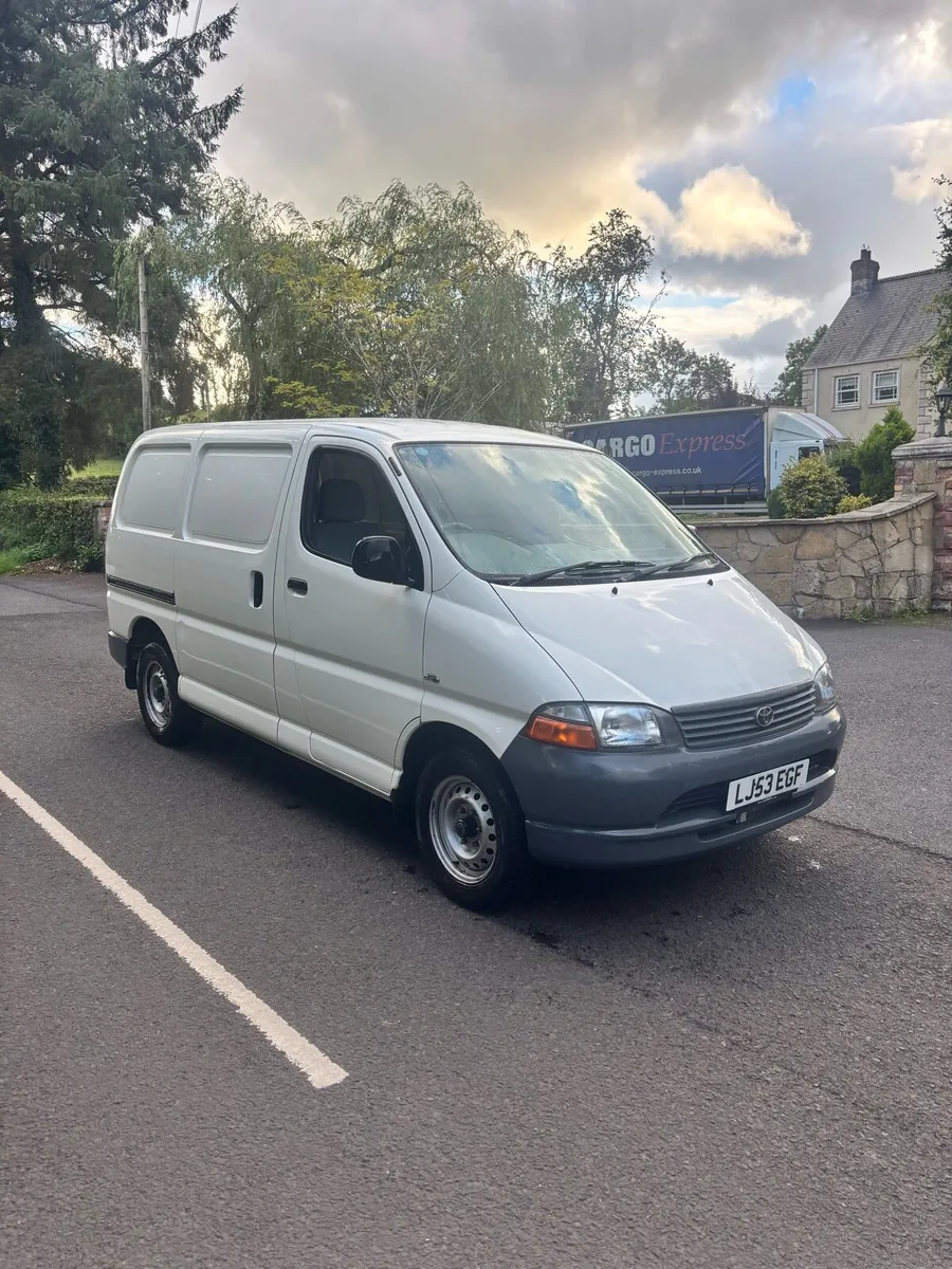 Toyota Hiace - Image 1