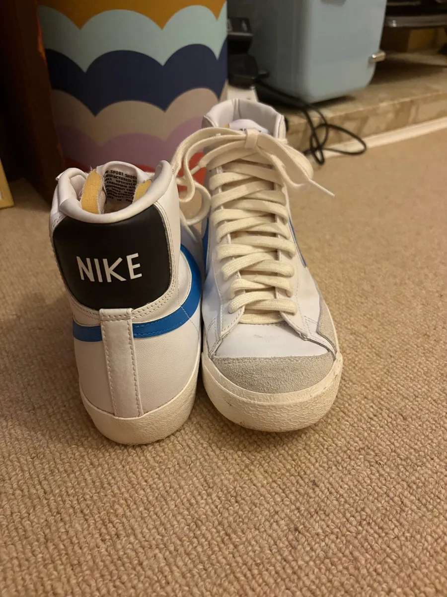 Vintage White Leather Nike Blazer Mid'77 Sneakers - Image 2