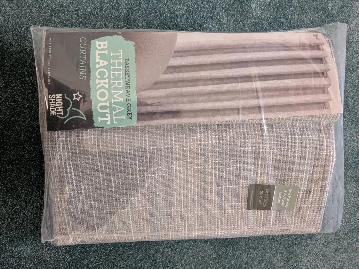 Nightshade Thermal Blackout Curtains - Image 2