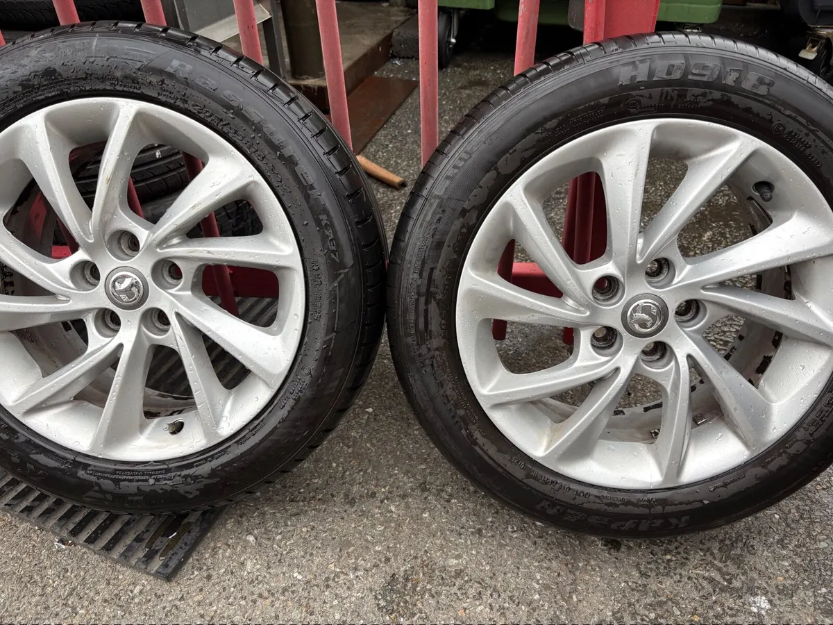 Alloy wheels - Image 1