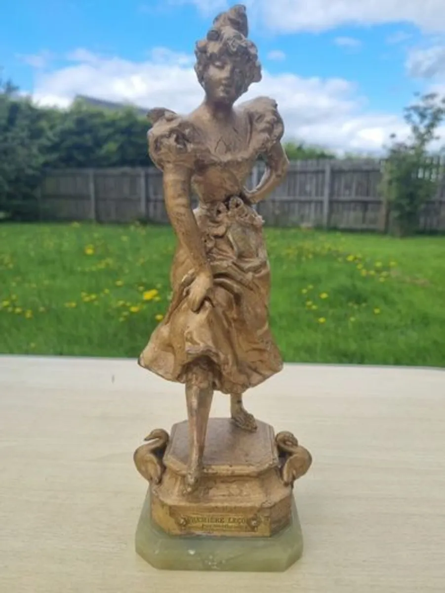 French figurine in the Art Nouveau style - Image 1