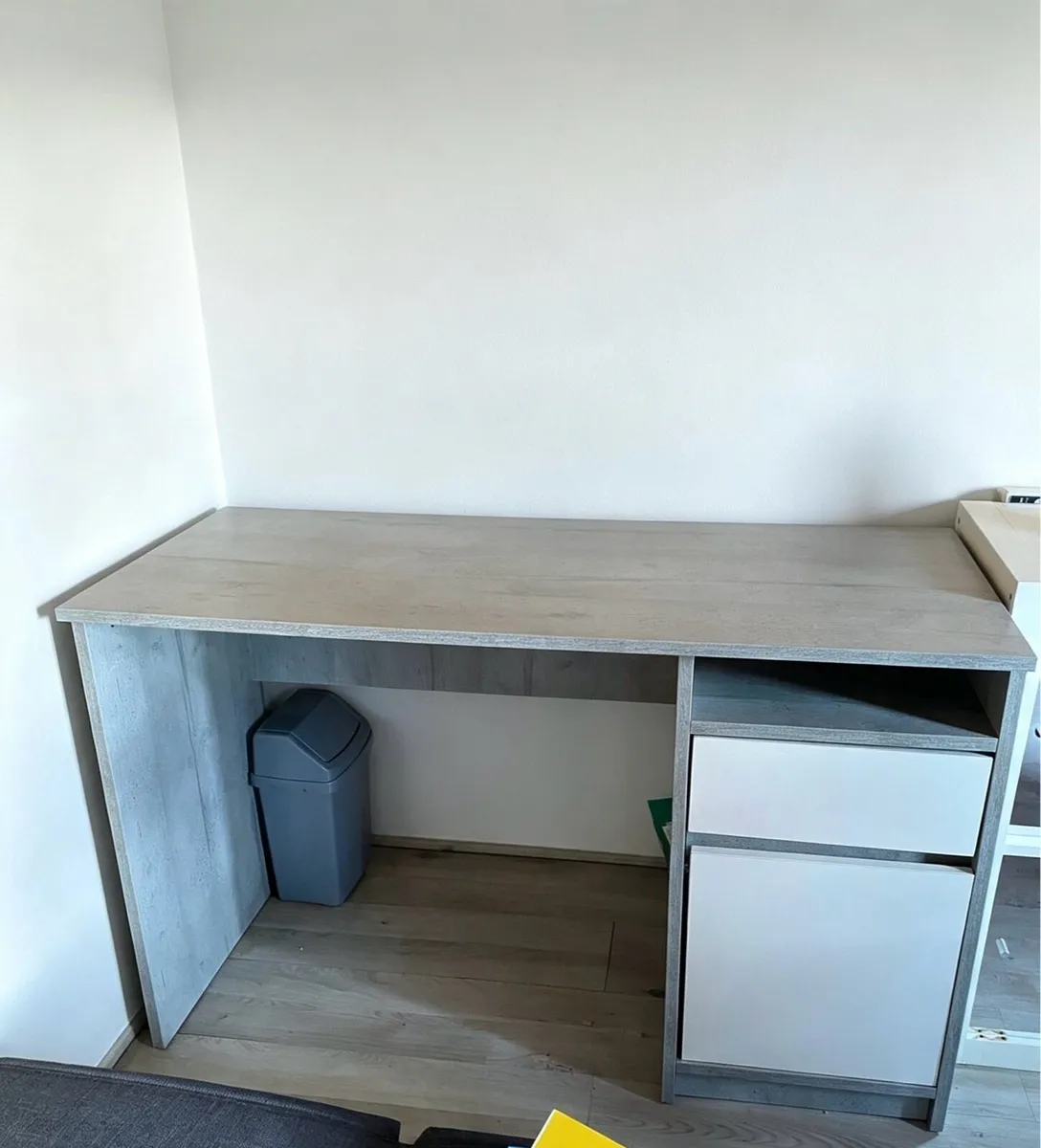 Desk - Image 1