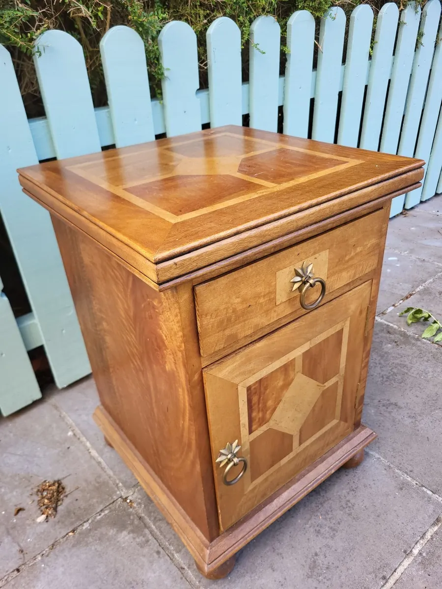Hardwood Bedside lockers - Image 1