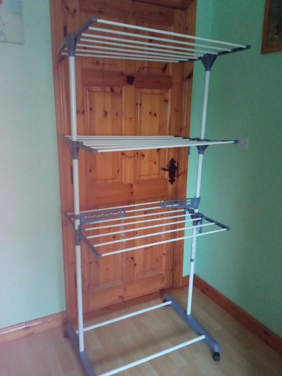 3 Tier Clothes Airer - Image 1