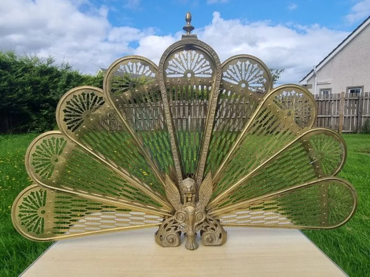 Vintage brass peacock fireplace screen - Image 1