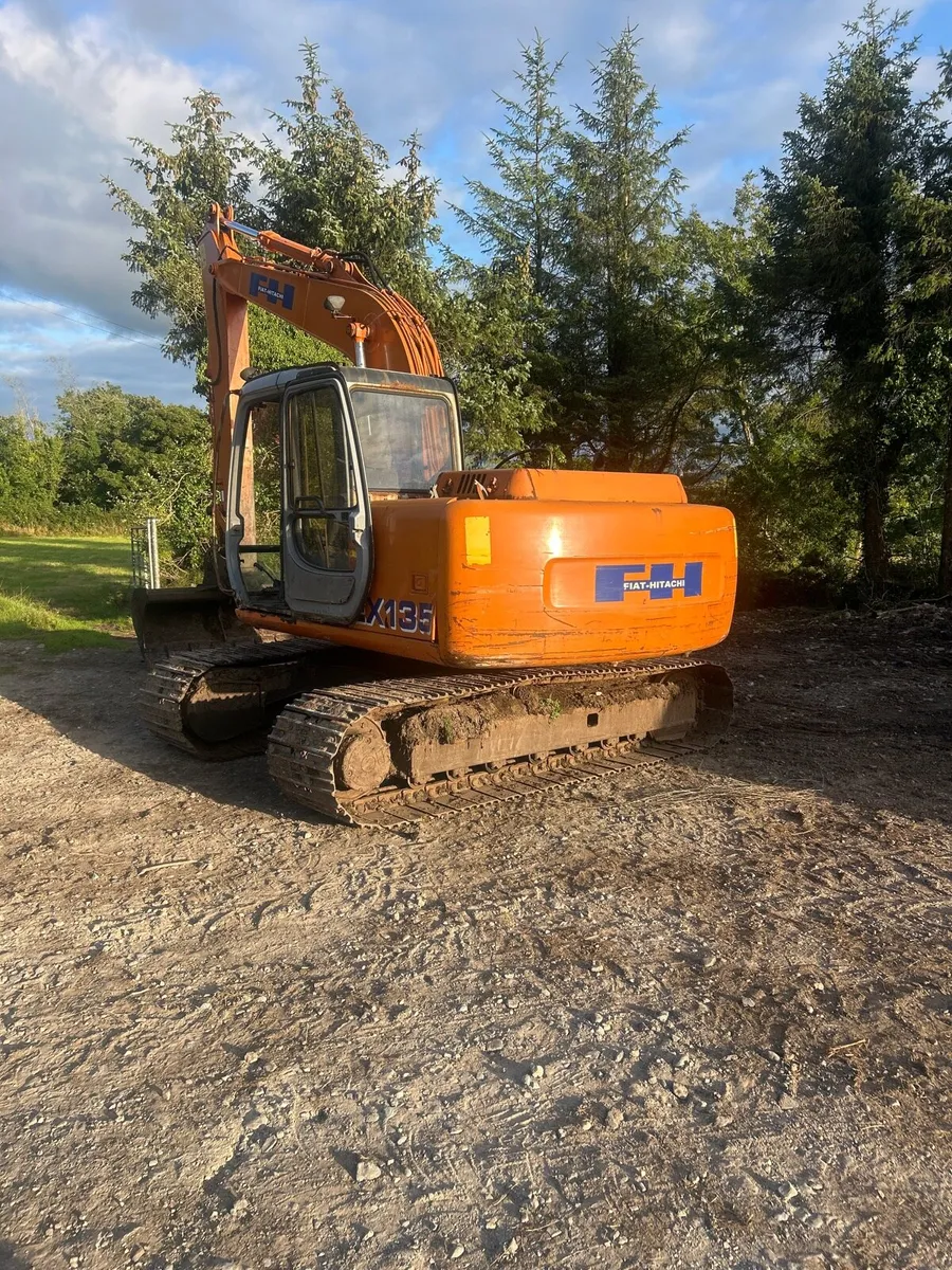 Hitachi 135. - Image 2