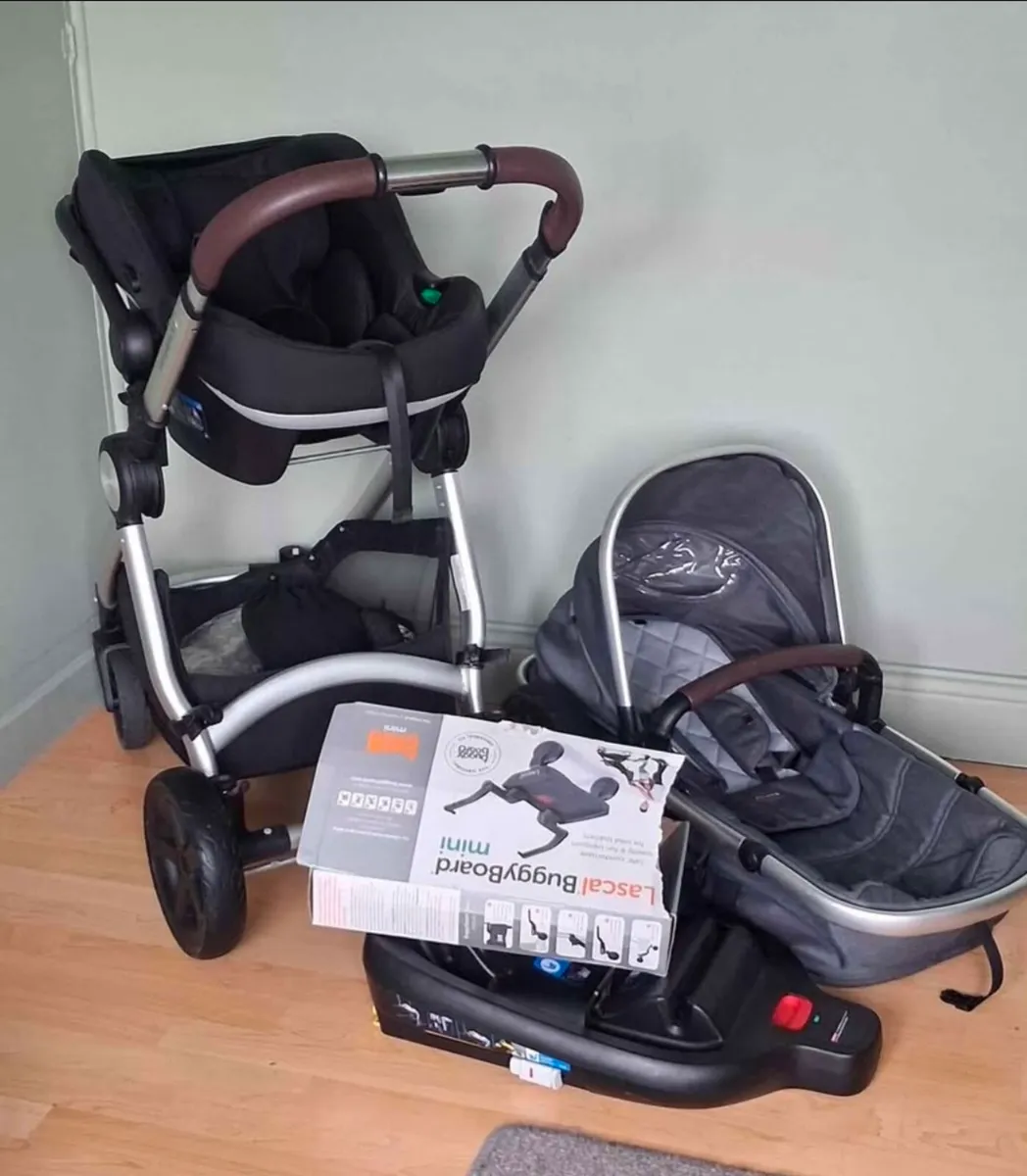 Panorama xTI 2in1 travel system with addons! - Image 1