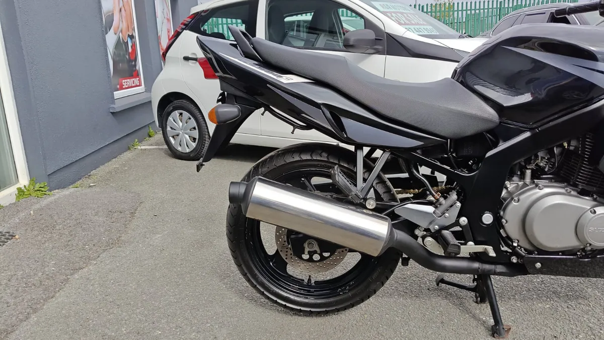 Suzuki Gs 500 F A2 Black 19.000 km Perfect Cond - Image 4