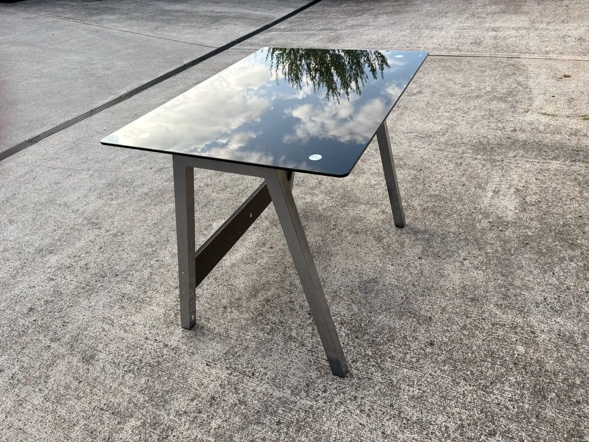 Desk - Image 2
