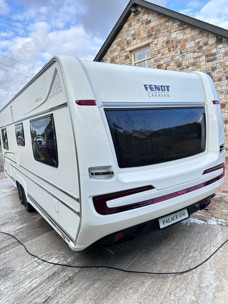 ✨STUNNING 2022 FENDT PALACE 650 5-6 BERTH✨ - Image 2