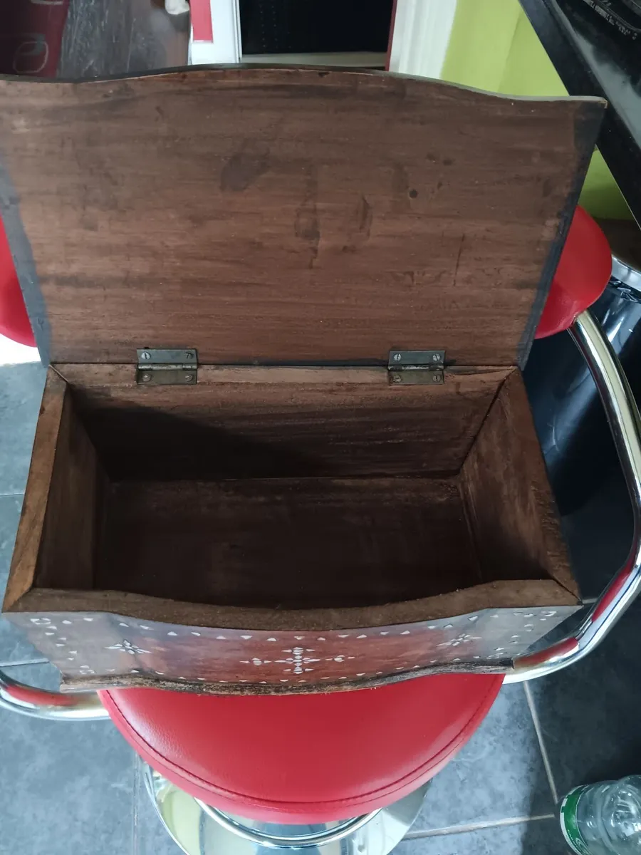 Vintage inlayed box - Image 2