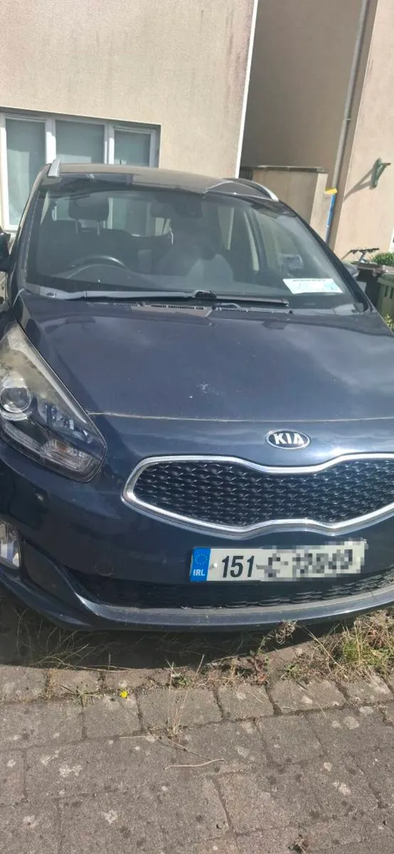 Kia Carens for parts