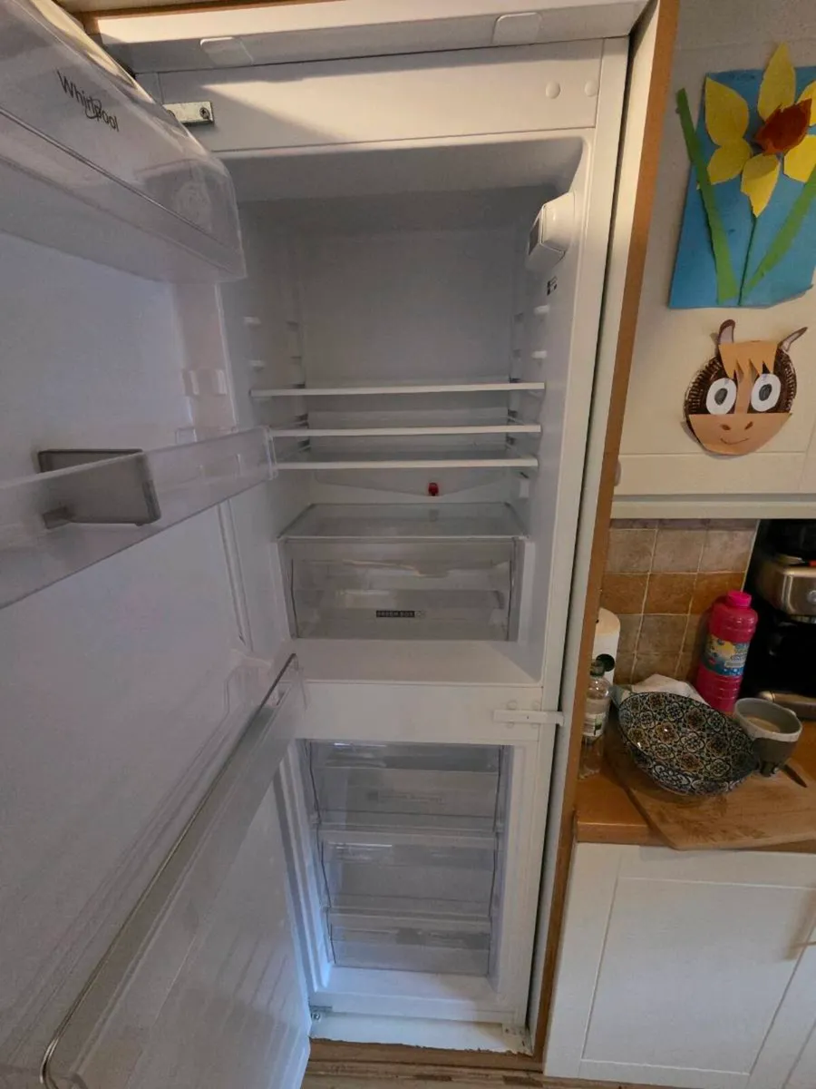 Whirlpool Fridge Freezer - Image 4