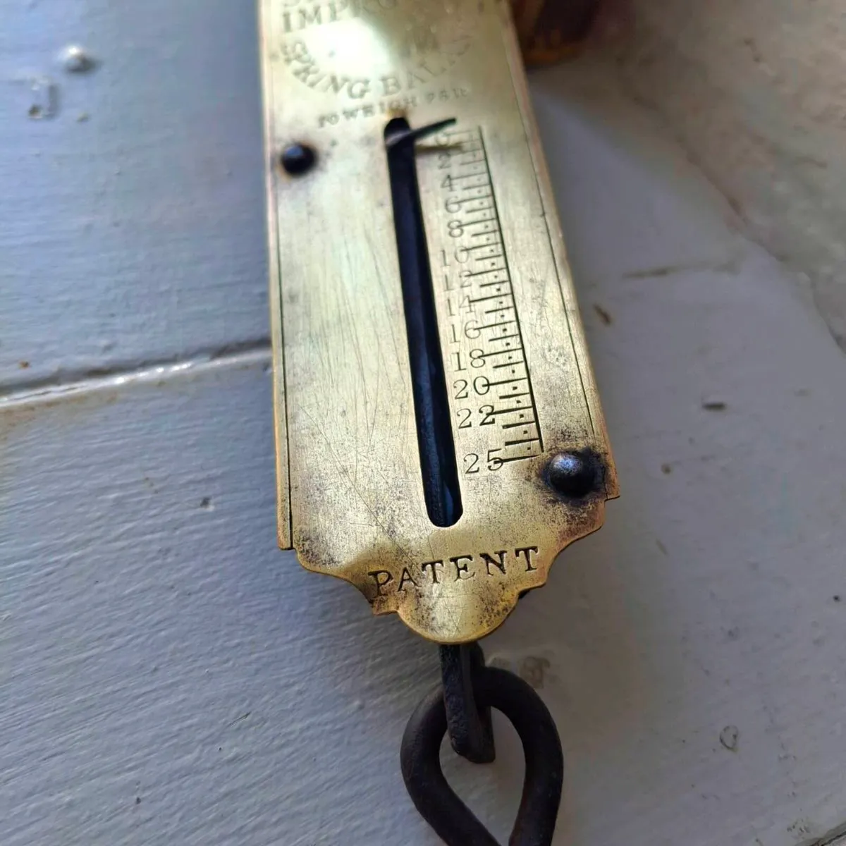 Salter Spring Balance Pocket Scale - Image 3